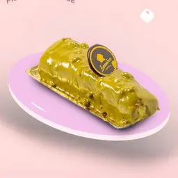 بستاشيو موس كيك